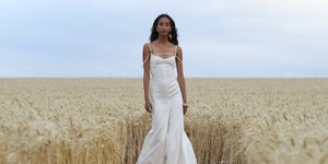 μοντέλο στο σόου του Jacquemus