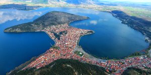 Η πόλη της Καστοριάς από ψηλά
