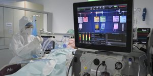 κορωνοϊός ΜΕΘ