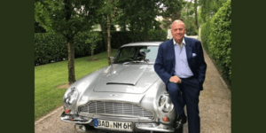 Η Aston Martin του αντιδημάρχου Αθηναίων Νικόλαου Μακρόπουλου