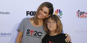 Η Μαρία Μενούνος με τη μητέρα της