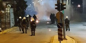 Νέα πεισόδια στον Ασπρόπυργο μεταξύ κατοίκων και Αστυνομίας