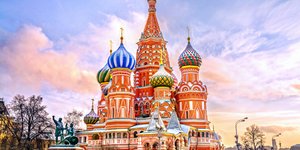 Ο εντυπωσιακός ναός του Αγίου Βασιλείου στη Μόσχα