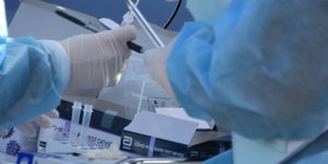 γιατροι γαντια 