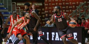 Φάση από τον αγώνα Ερυθρός Αστέρας-Ολυμπιακός