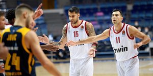 Πρίντεζης και Σλούκας στην μεγάλη νίκη του Ολυμπιακού στην Ρωσία