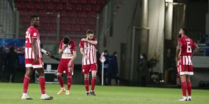 Απογοητευμένοι οι παίκτες του Ολυμπιακού