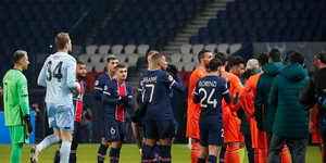 Παίκτες της Παρί και της Μπασακσεχίρ