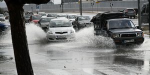 πλημύρα αυτοκινητα