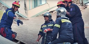 Το νέο συγκλονιστικό βίντεο της Πολιτικής Προστασίας -Για τα 25 χρόνια από την ίδρυσή της [βίντεο]