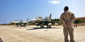 Μαχητικά F-16 των ΗΑΕ στη βάση της Σούδας τον περασμένο Αύγουστο