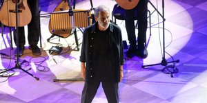 Ο Σταύρος Ξαρχάκος 