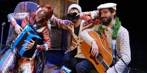 τρεις μουσικοι 