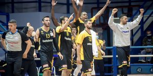 Να πανηγυρίσει κόντρα στη Χαποέλ Χολόν θέλει απόψε η ΑΕΚ