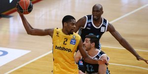 Φάση από το ΑΕΚ-Κολοσσός