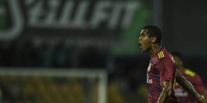 Ο Άλεξ Απολινάριο