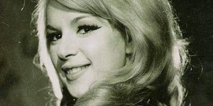 Σπάνιο στιγμιότυπο της Αλίκης Βουγιουκλάκη και του Παντελή Ζερβού