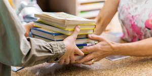 δινει βιβλια 