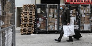 αντρας παλετες κλουβες