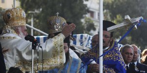 Ο Αρχιεπίσκοπος Ιερώνυμος σε παλιότερη τελετή αγιασμού των υδάτων