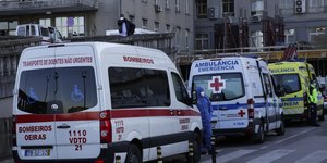 ασθενοφορα στη σειρα 