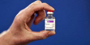 AstraZeneca εμβόλιο