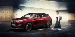 BMW iX: Mε νέο Digital Key Plus