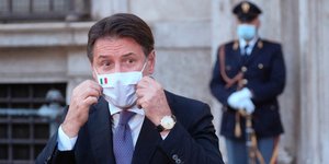 Τζουζέπε Κόντε