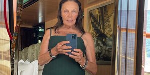 Η διάσημη σχεδιάστρια Diane von Fürstenberg με μαγιό