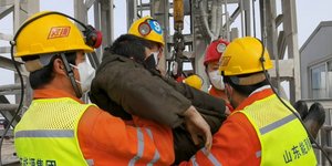 Διάσωση μεταλλωρύχου στην Κίνα