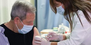 Εμβολιασμός για τον κορωνοϊό στην Ελλάδα