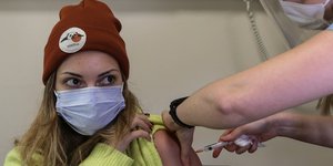 Τουρκία-κορωνοϊός: Πάνω από 675.000 εμβολιασμοί μέσα στις πρώτες τρεις μέρες από την έναρξη του προγράμματος	