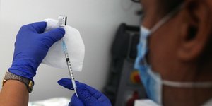 pfizer εμβολιο 