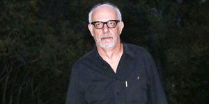 Ο Γιώργος Κιμούλης με γυαλιά