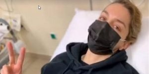 Στο νοσοκομείο με μάσκα η ηθοποιός Γιουλίκα Σκαφιδά