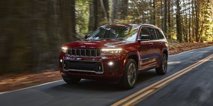 H Jeep παρουσιάζει το νέο Grand Cherokee L