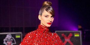 Μαρία Μπακοδήμου – Ηλιάνα Παπαγεωργίου: Με το ίδιο υπέροχο φόρεμα 