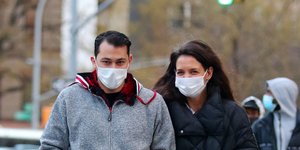 Κέιτι Χολμς