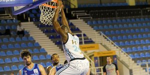Basket League: Ανετη επικράτηση του Κολοσσού, 94-74 τον Ιωνικό