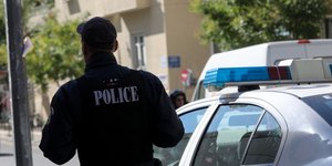 κορωνοϊός Περιπολικό
