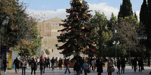 κορωνοϊός χριστουγεννιάτικο Σύνταγμα