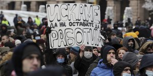 Βουλγαρία: Ιδιοκτήτες εστιατορίων βγήκαν στους δρόμους για να διαμαρτυρηθούν για το κλείσιμο των καταστημάτων τους