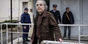 Ο εκτελεστής της τρομοκρατικής οργάνωσης 17 Νοέμβρη Δημήτρης Κουφοντίνας βρίσκεται στον Κορυδαλλό