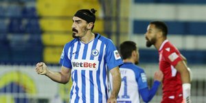 Ο Λάζαρος Χριστοδουλόπουλος σκόραρε και πανηγυρίζει