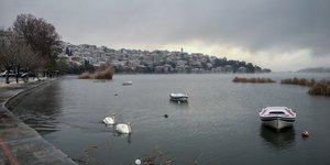 λιμνη καστορια