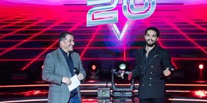 Mad VMAs: Η συγκίνηση του Χρήστου Μάστορα που παρέλαβε το βραβείο του από τον Πύρρο Δήμα