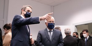 Μητσοτάκης, Κόστα