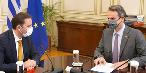 Συνάντηση Μητσοτάκη με τον ΥΠΕΞ της Βόρειας Μακεδονίας