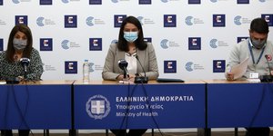 H Νίκη Κεραμέως με τον Νίκο Χαρδαλιά και την Βάνα Παπαευαγγέλου