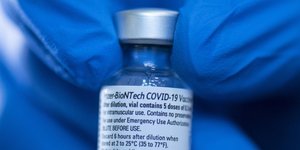 Pfizer εμβόλιο